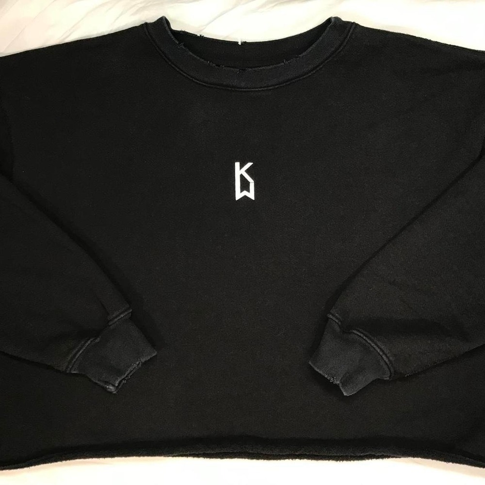 Keep Winning Cropped Sweatshirt Black Distressed Graphic Pullover BAL LA Boxy L